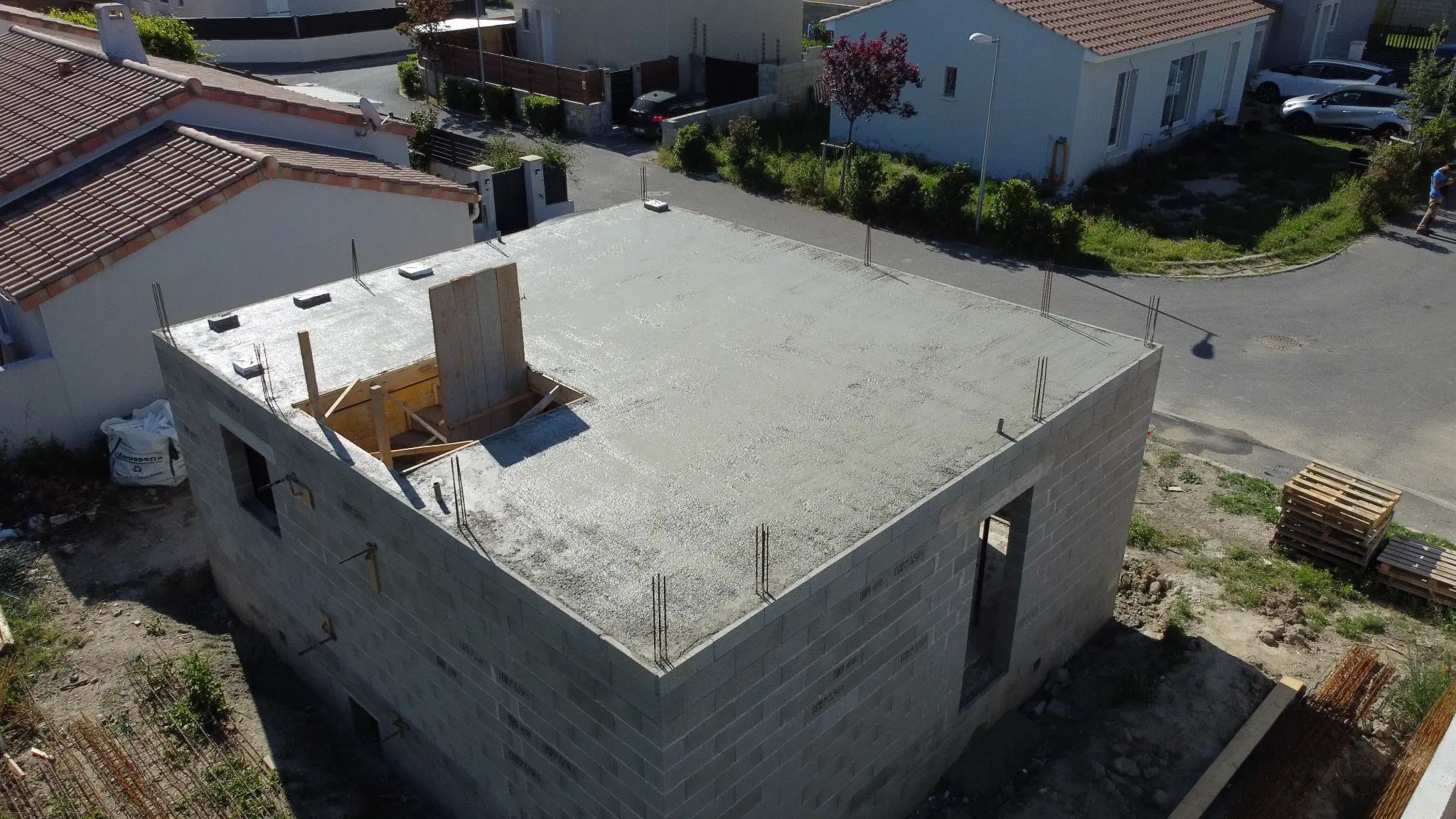Plancher intermédiaire en béton d’une maison R+1 à Châteaurenard