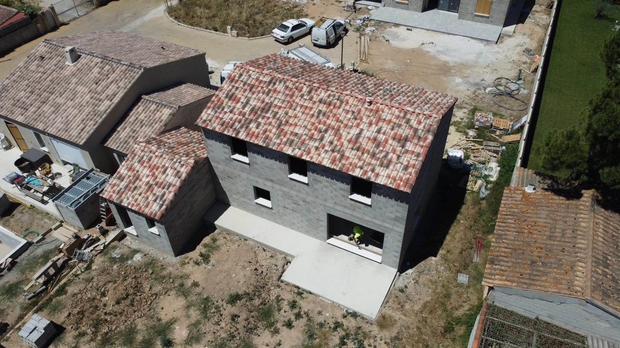 Maison à étage avec garage construite à Fontvieille par BatiPro Construction