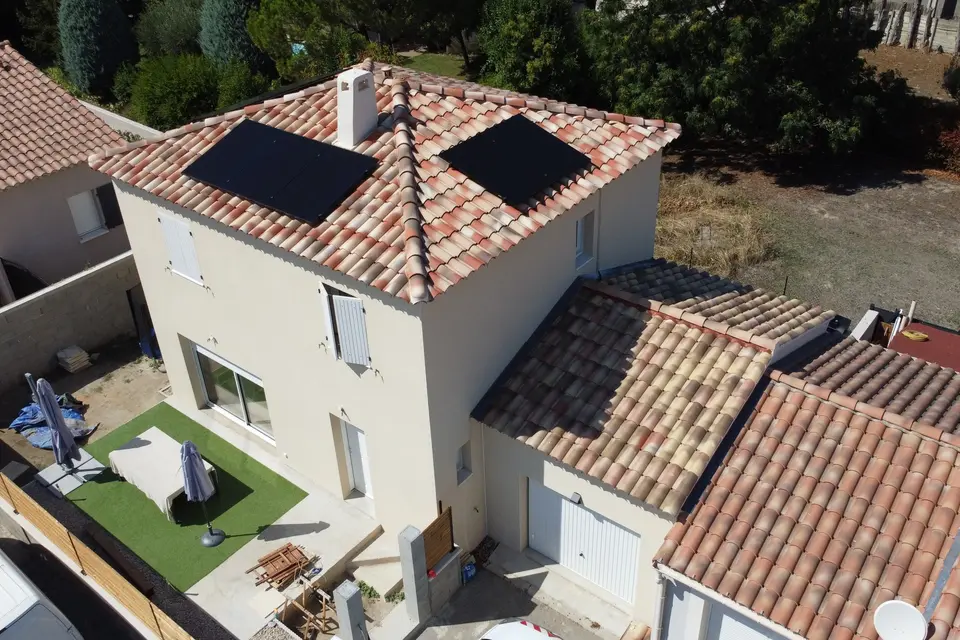 Maison à étage avec garage construite à Châteaurenard
